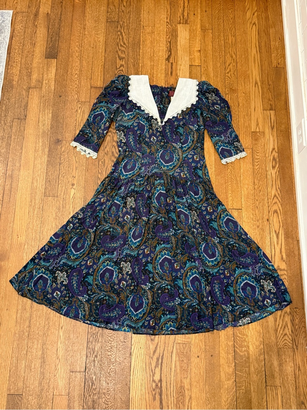 Vtg 80s Lisa II Paisley Dress White Lace Pilgrim Collar